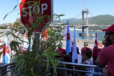 17-07-13 OcupacionOficinasUTEponteRande19.JPG